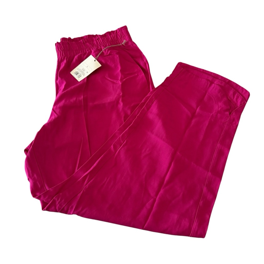 A New Day Women’s Casual Pull on Pants Pink Size Large.